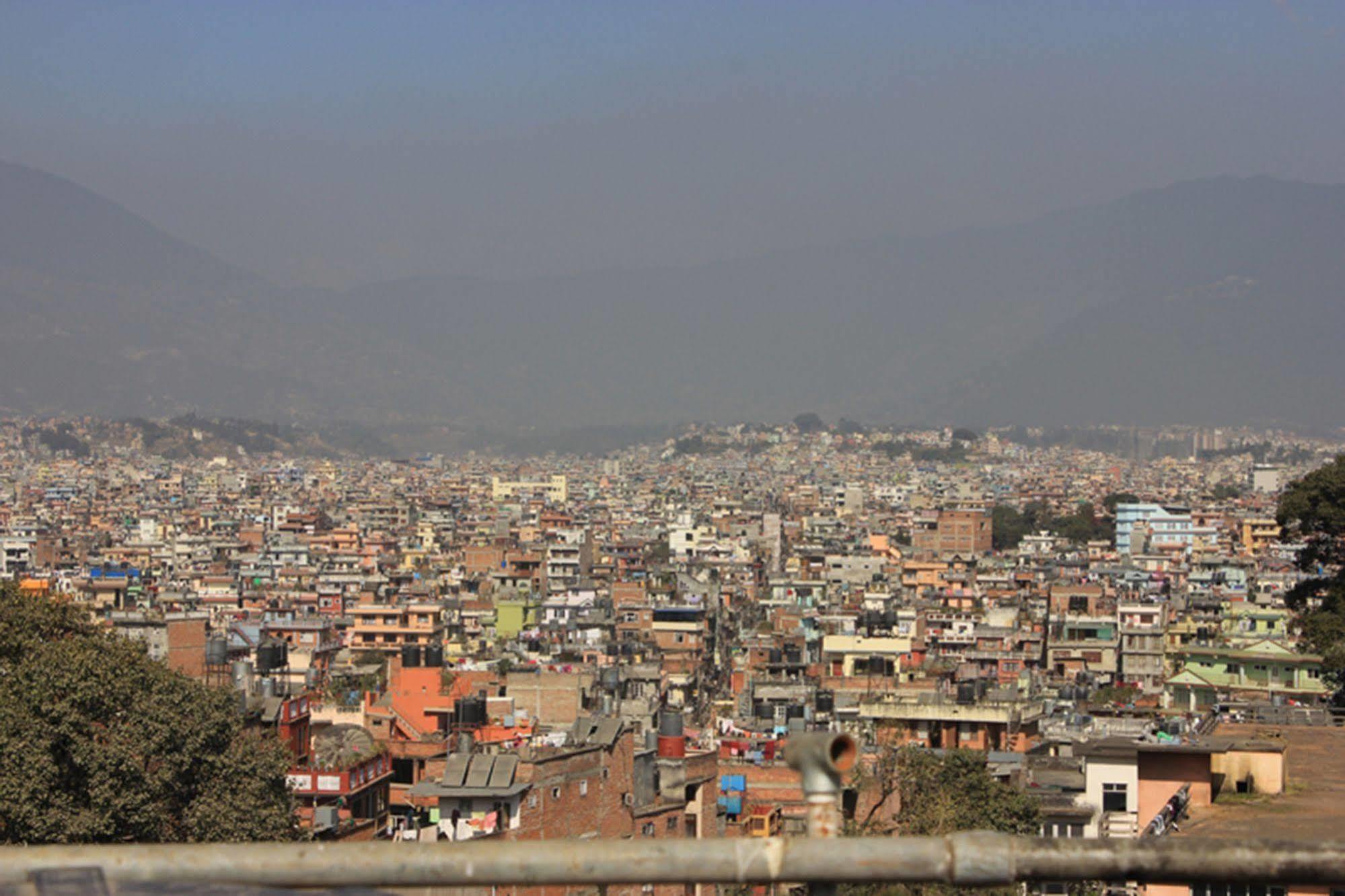 Hotel Red Rock Kathmandu Esterno foto
